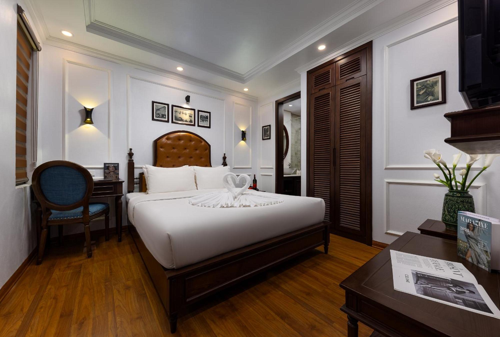 Paddy Hotel Ha Long Buitenkant foto
