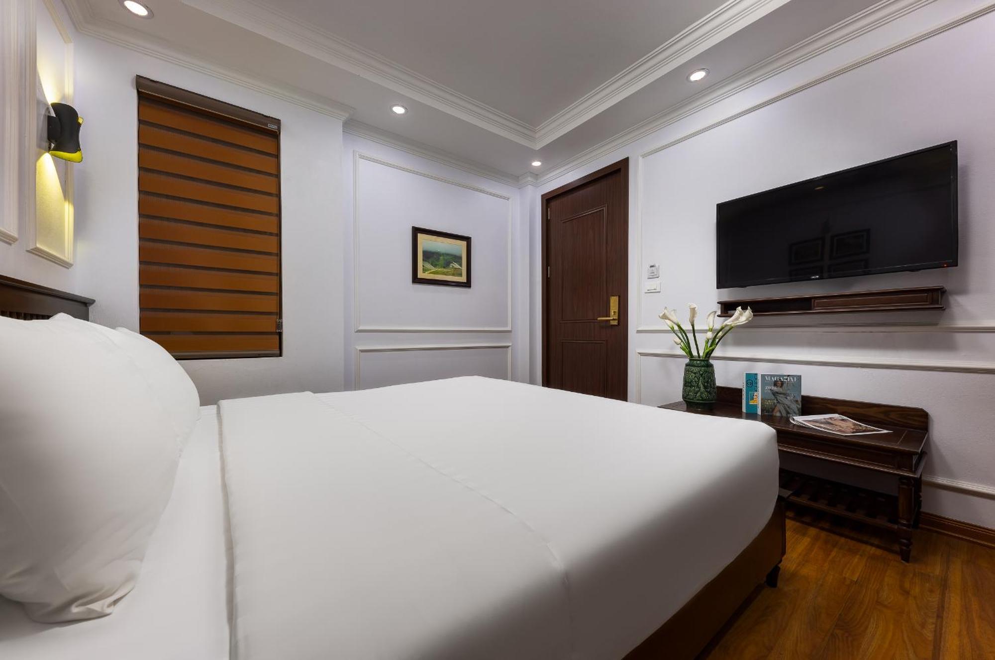 Paddy Hotel Ha Long Buitenkant foto