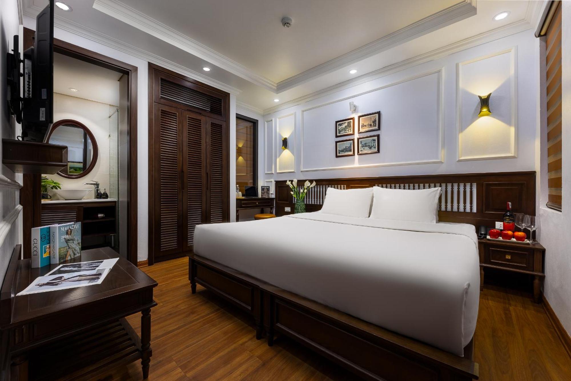 Paddy Hotel Ha Long Buitenkant foto