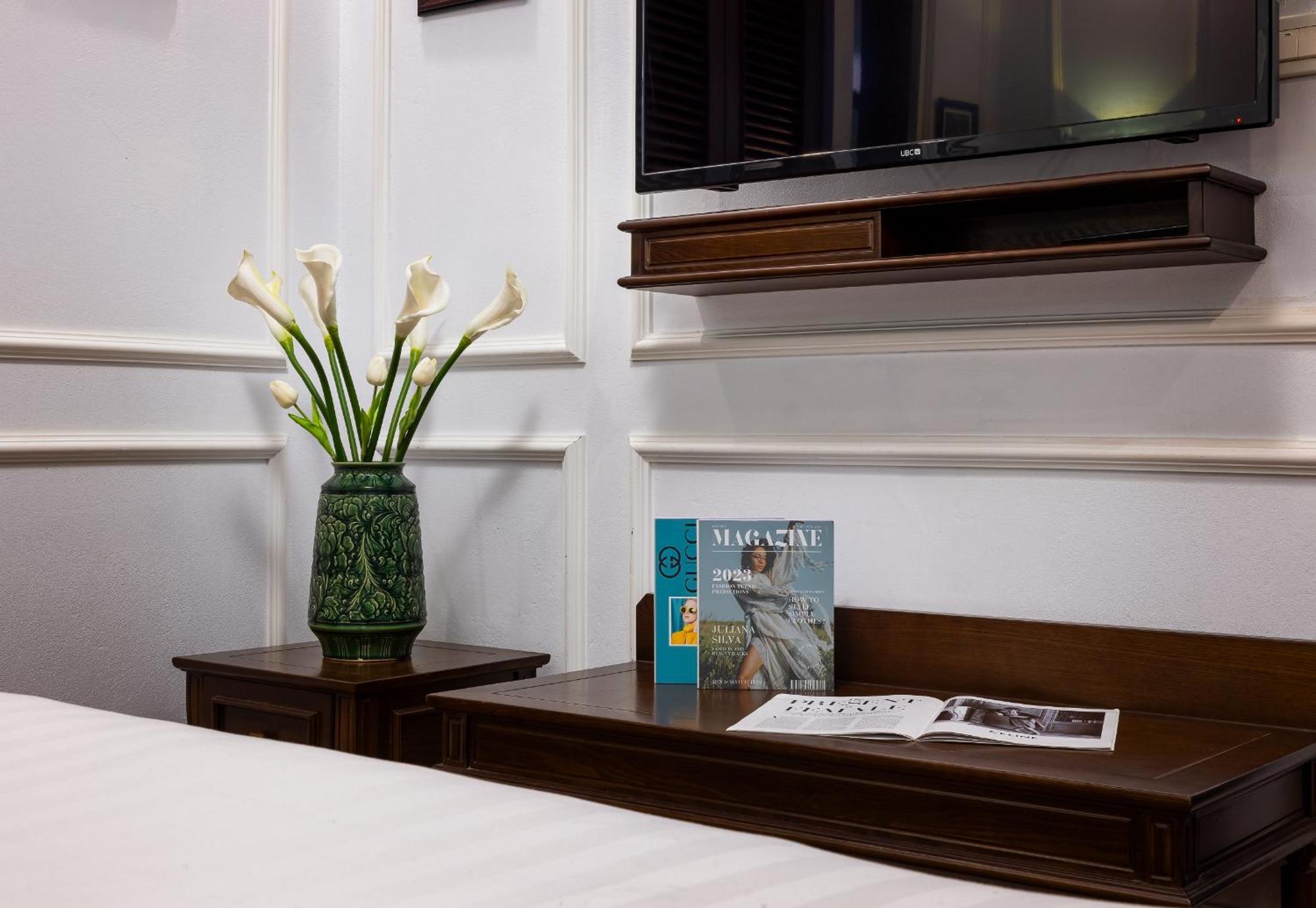 Paddy Hotel Ha Long Buitenkant foto
